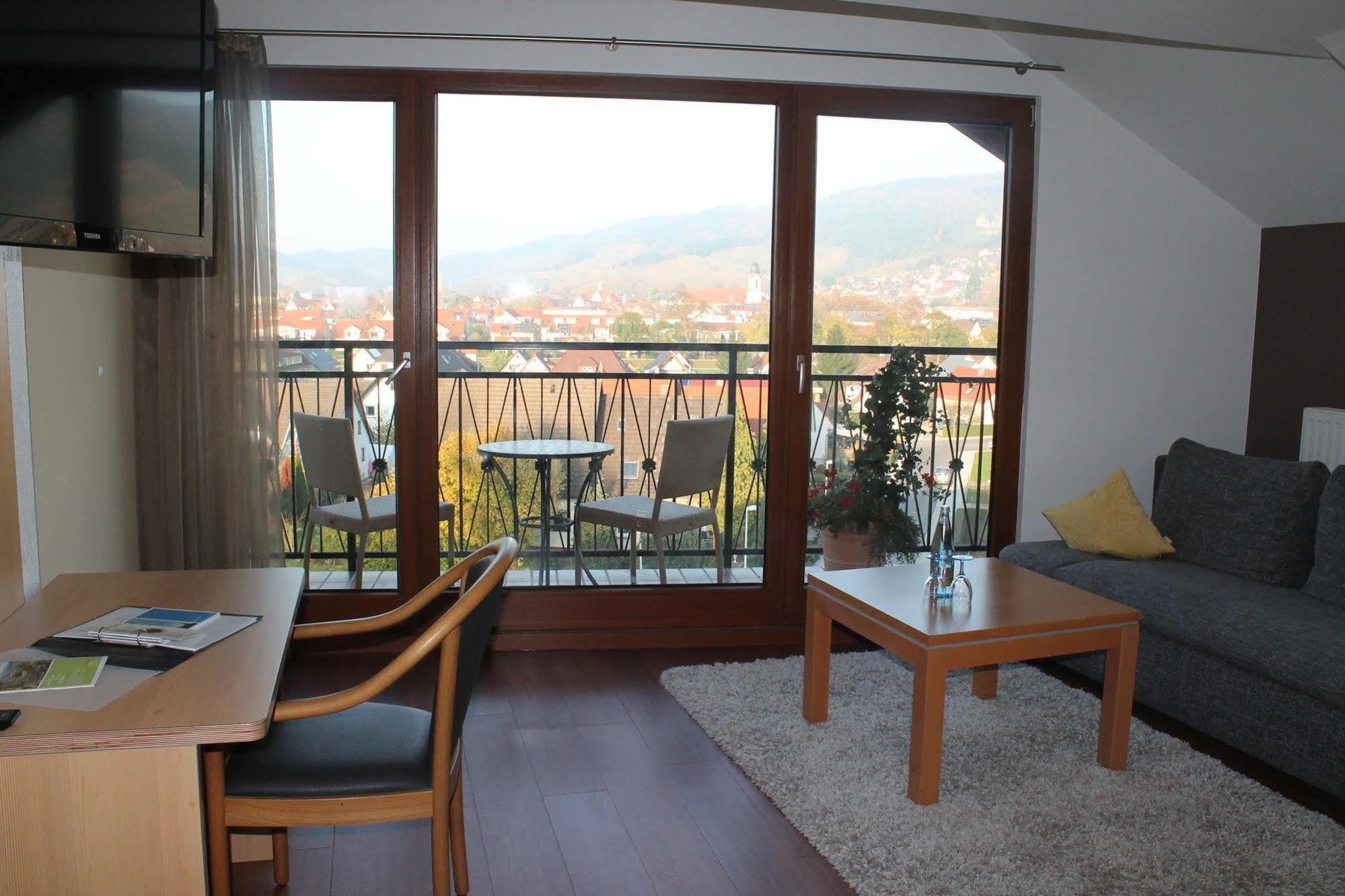 Deva Hotel Renchtalblick Оберкирх Екстериор снимка